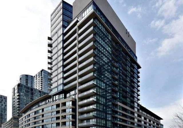 8-telegram-mews-toronto-toronto-ontario-c13842100
