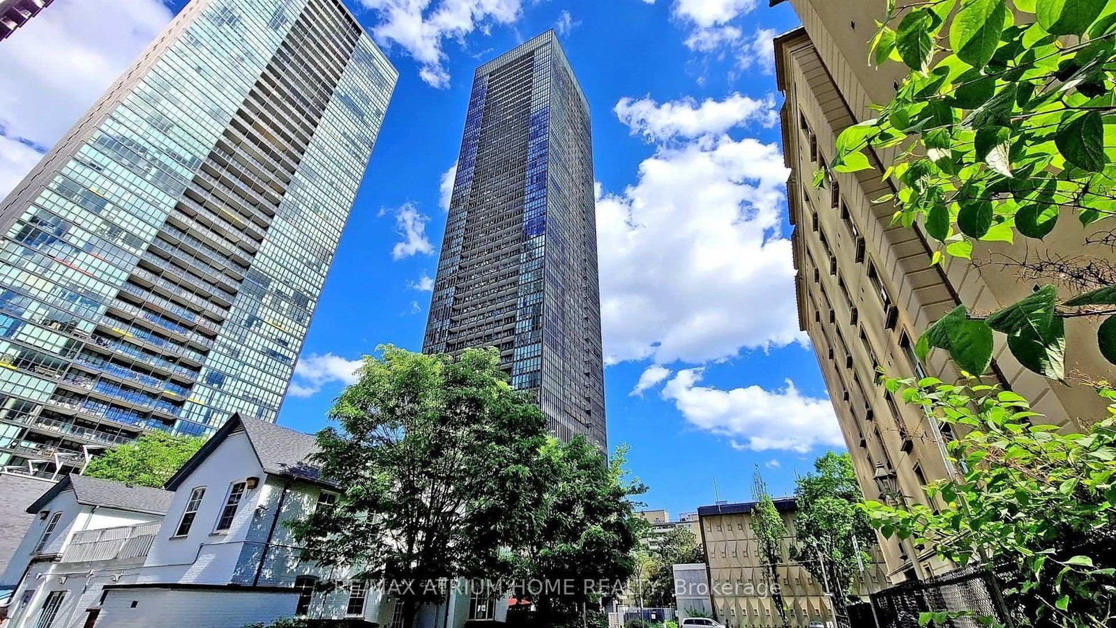 101-charles-street-e-toronto-toronto-ontario-c13842204