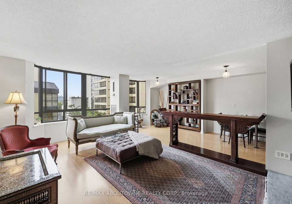 280-simcoe-street-toronto-toronto-ontario-c13842640