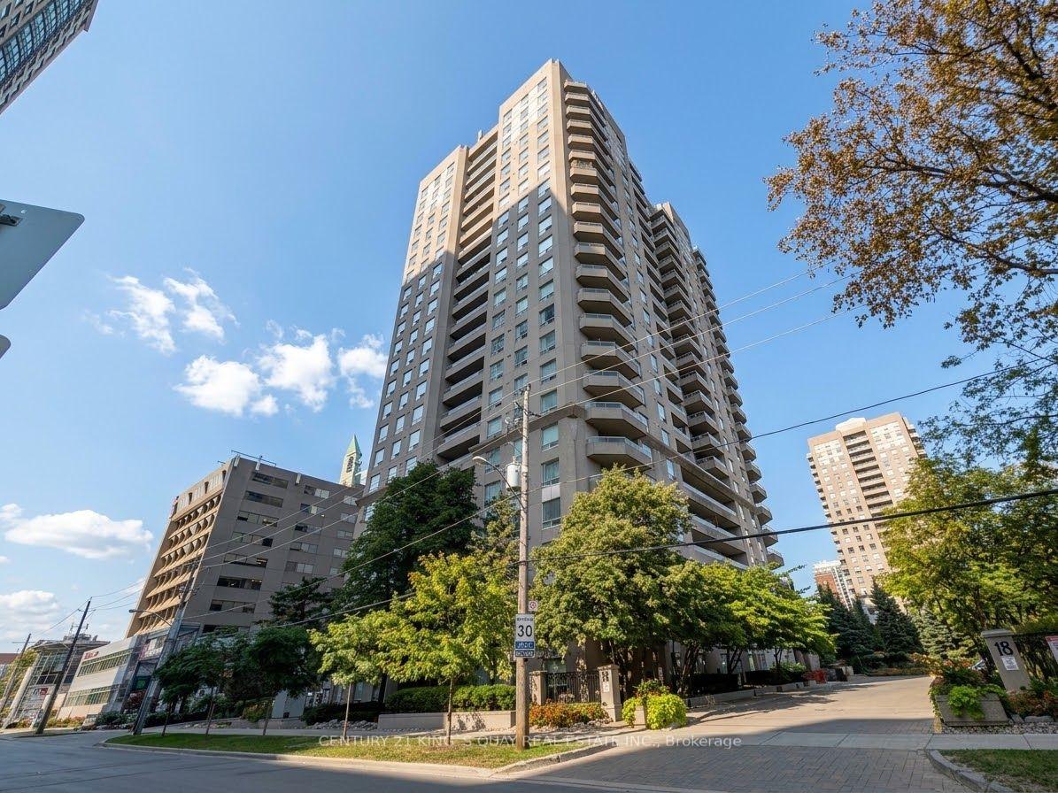18-hillcrest-avenue-toronto-north-york-ontario-c13842988