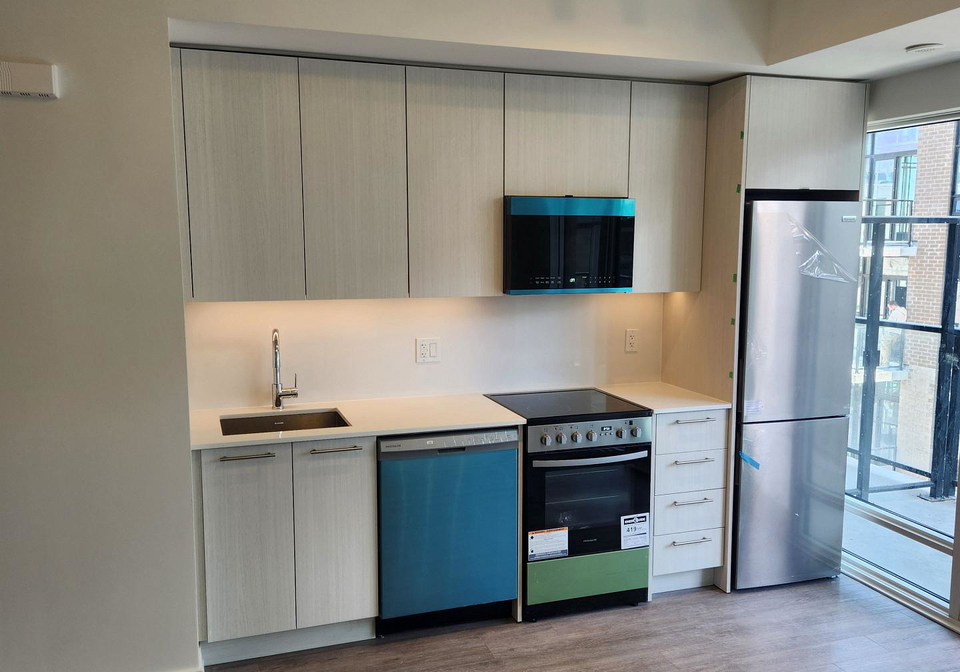 851-sheppard-avenue-w-toronto-toronto-ontario-c13843198