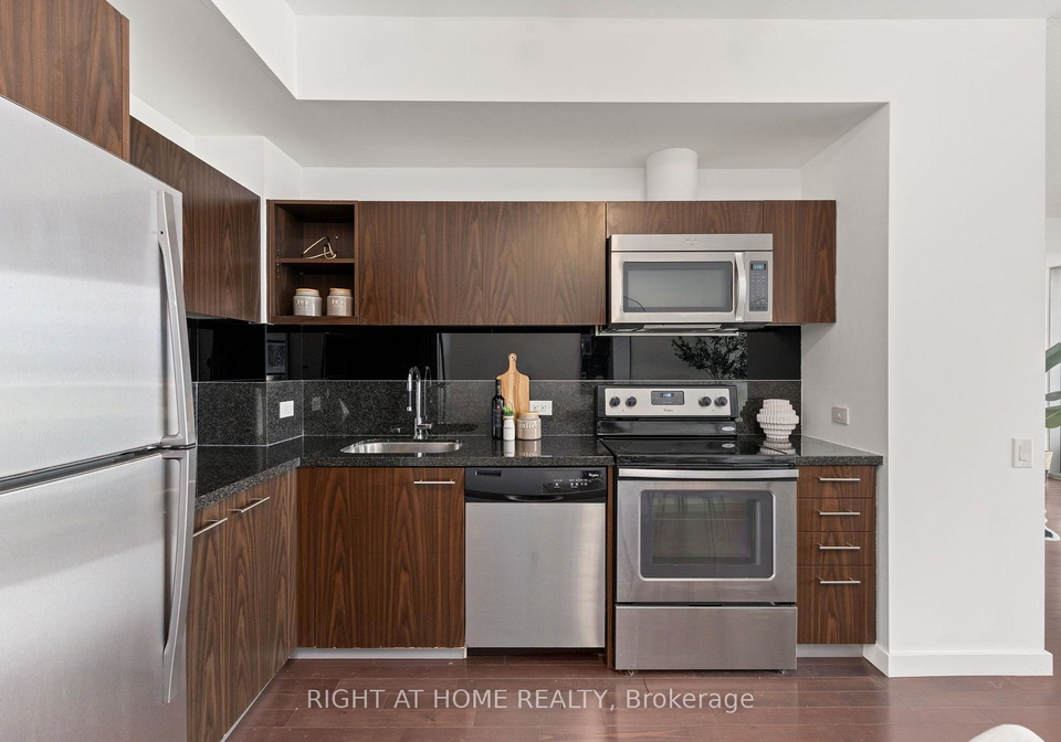 390-cherry-street-toronto-toronto-ontario-c13843260