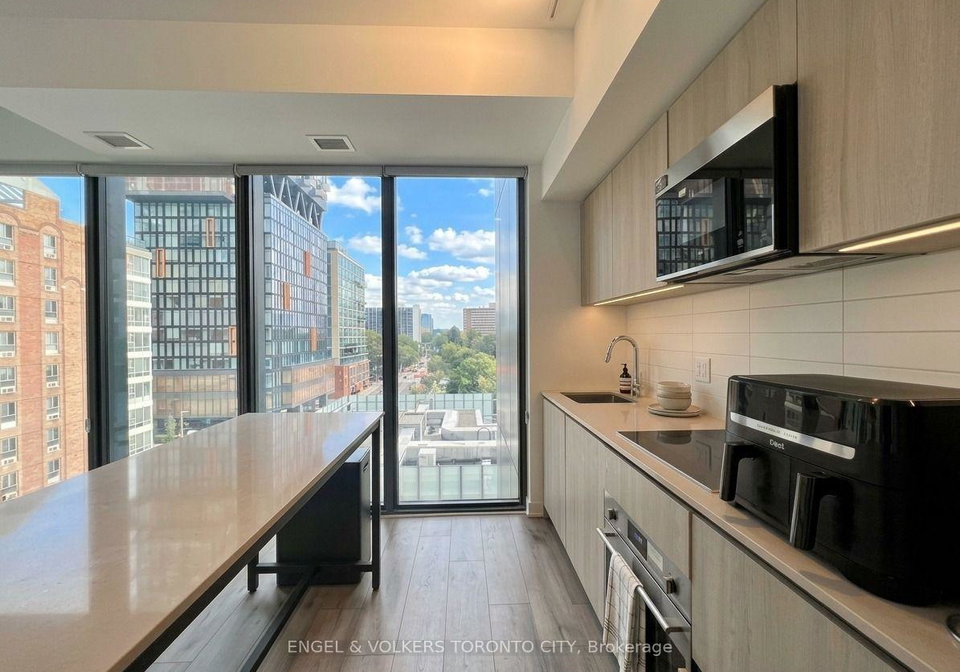 65-mutual-street-toronto-toronto-ontario-c13843762