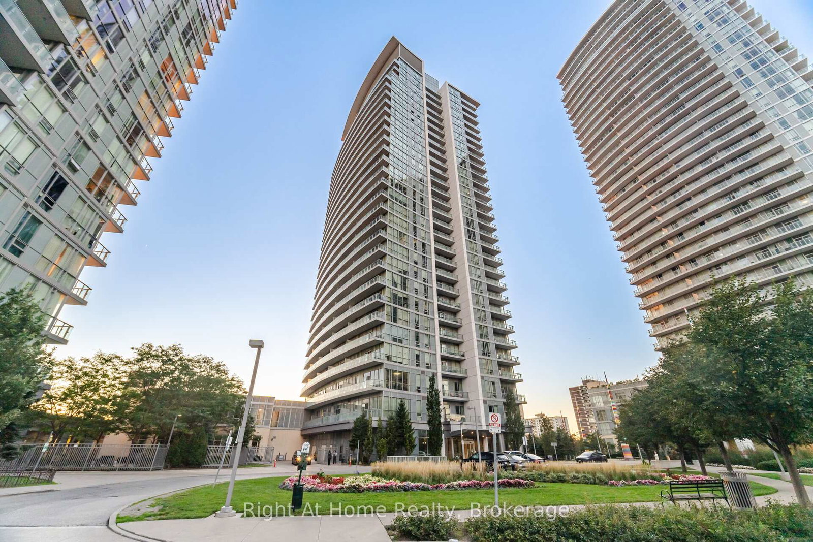 66-forest-manor-road-toronto-north-york-ontario-c13844294