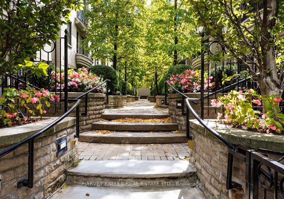 1-baxter-street-toronto-toronto-ontario-c13844638