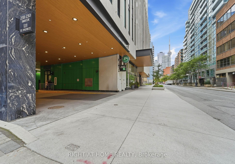 121-st-patrick-street-toronto-toronto-ontario-c13844760