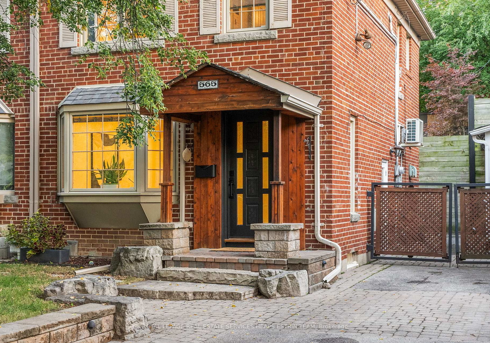 565-roehampton-avenue-toronto-toronto-ontario-c13845806