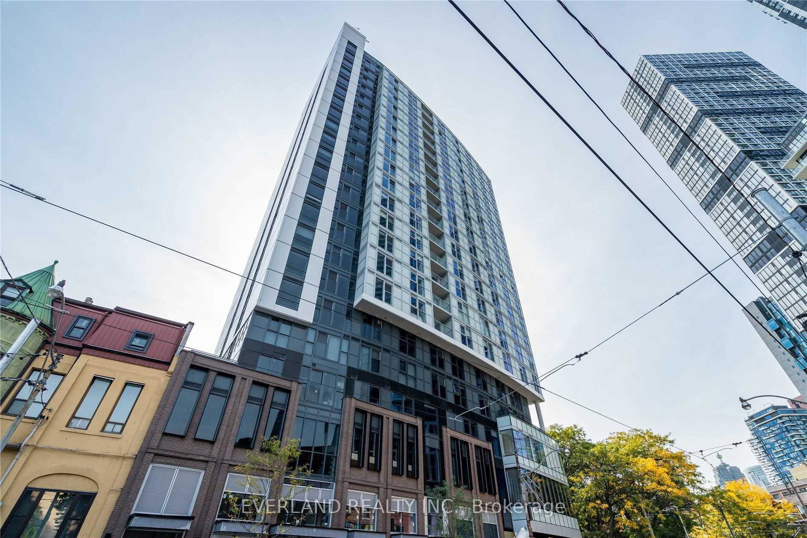 219-dundas-street-e-toronto-toronto-ontario-c13846360