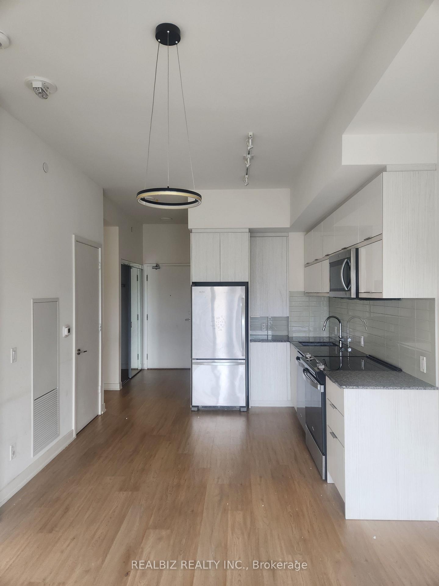 10-deerlick-court-toronto-north-york-ontario-c13846396