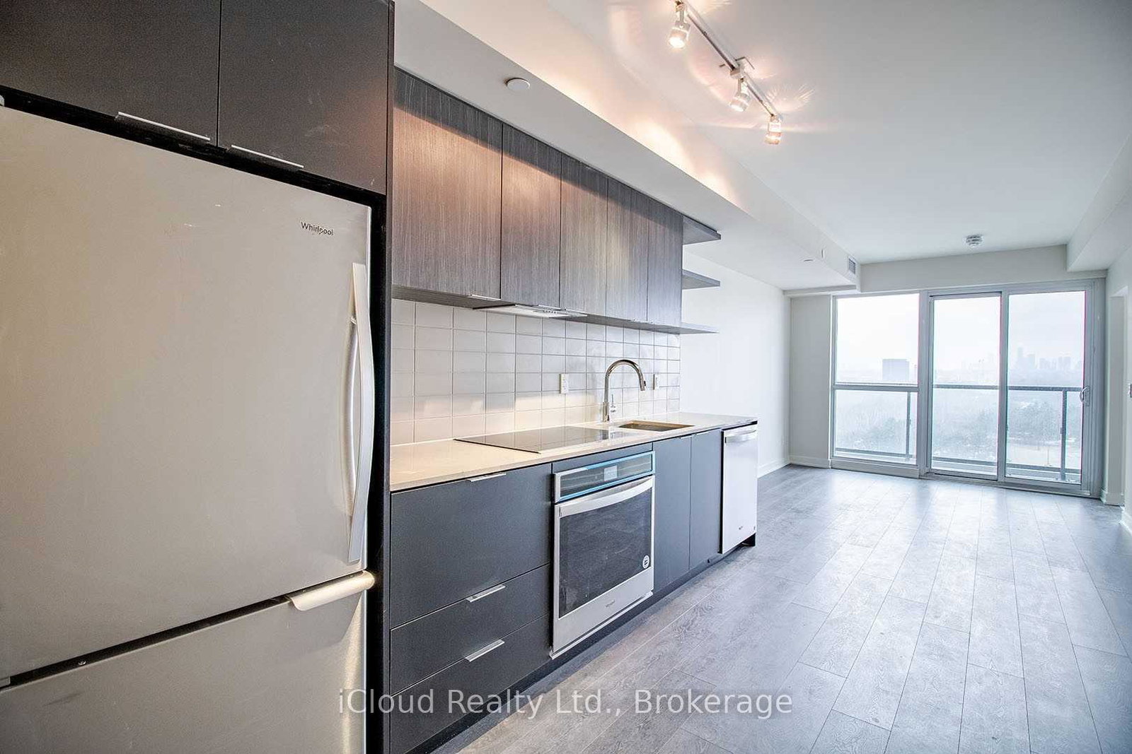 6-sonic-way-toronto-east-york-ontario-c13846402