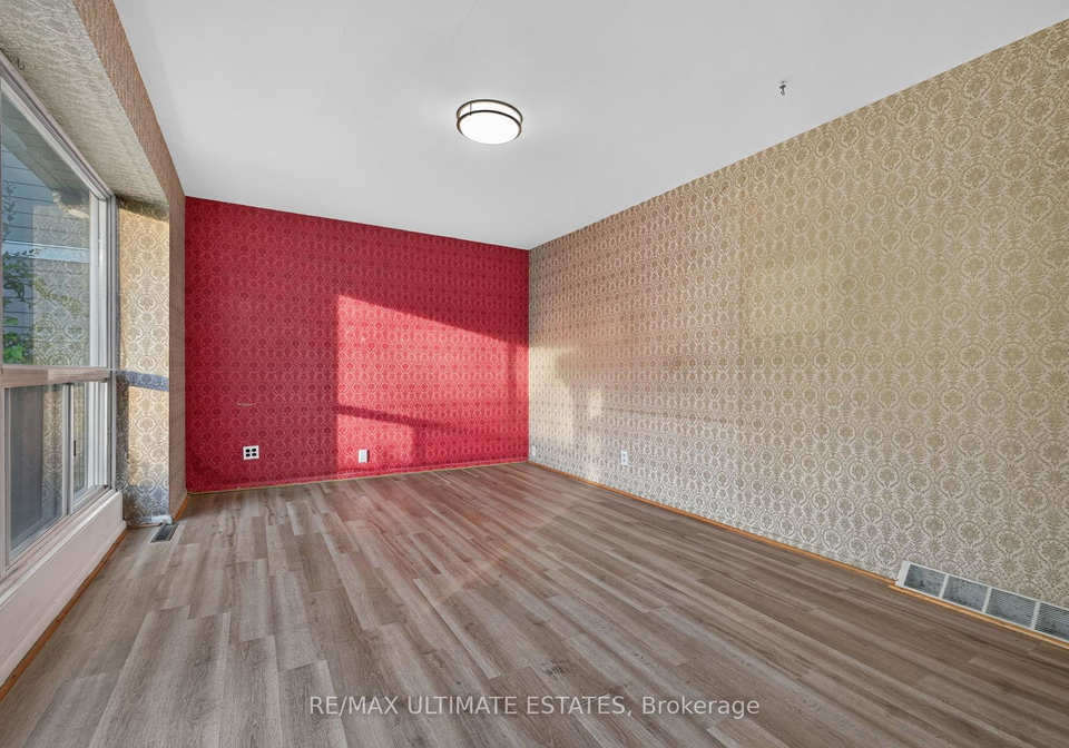 32-broadleaf-road-toronto-north-york-ontario-c13846470