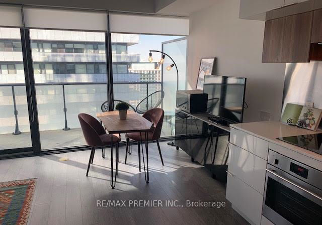 185-roehampton-avenue-toronto-toronto-ontario-c13847416
