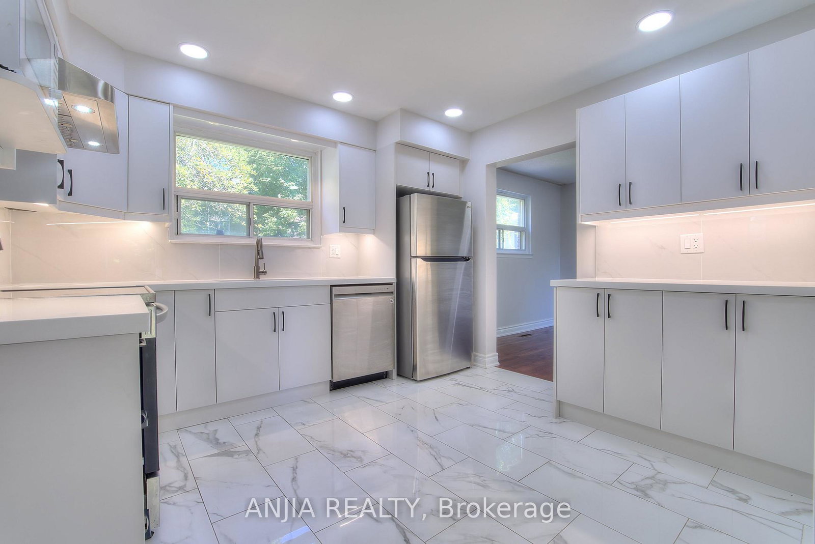 14-cherrystone-drive-toronto-north-york-ontario-c13847838