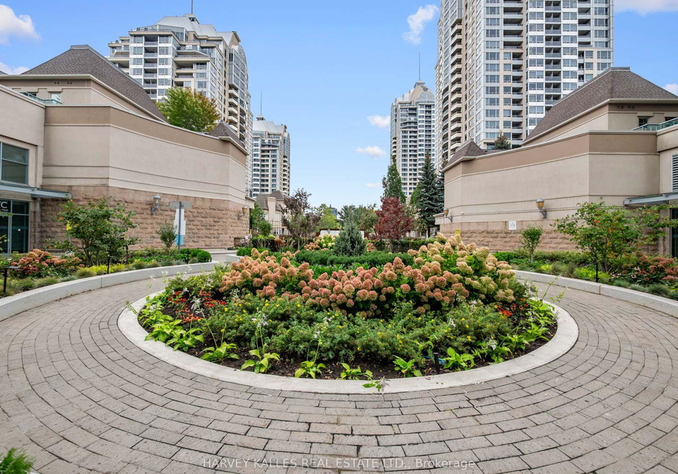 17-barberry-place-toronto-north-york-ontario-c13848042