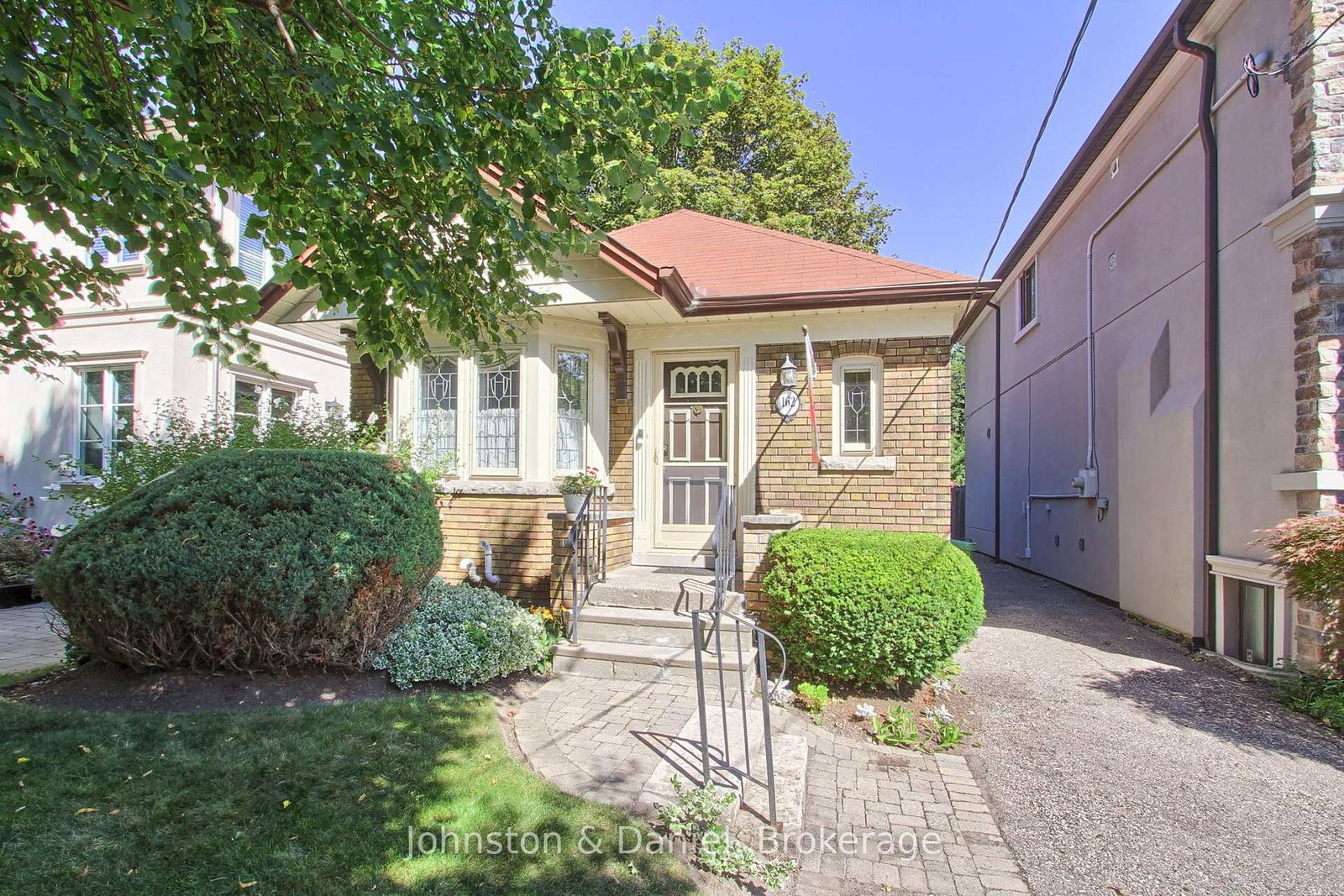 162-donlea-drive-toronto-east-york-ontario-c13848072