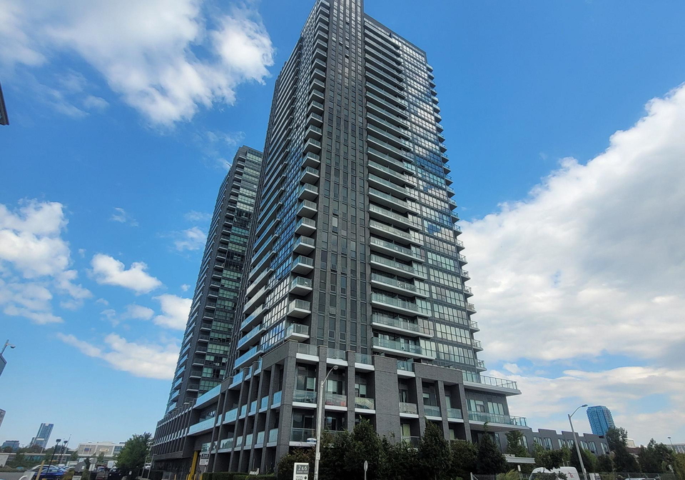 2-sonic-way-toronto-east-york-ontario-c13848286