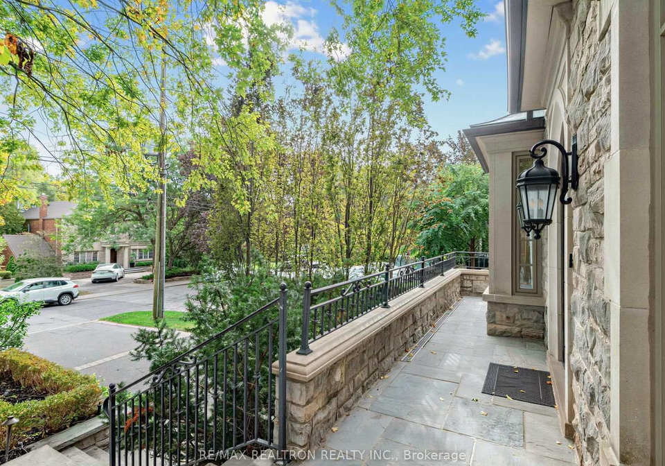 516-vesta-drive-toronto-toronto-ontario-c13849628