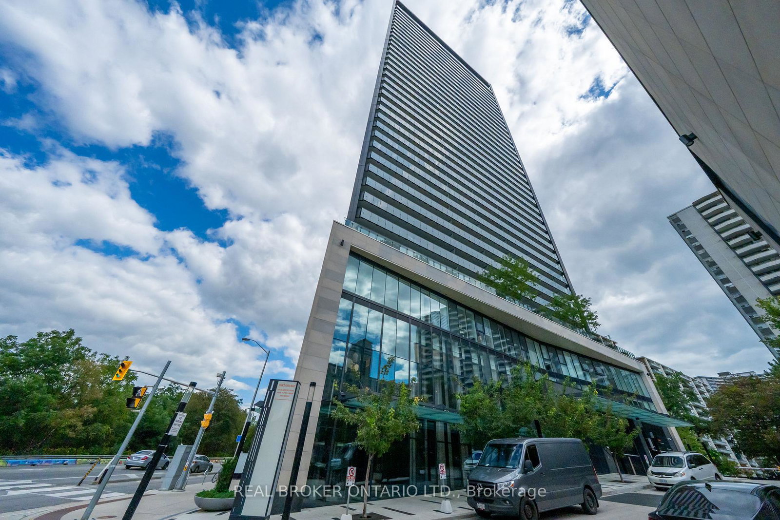 575-bloor-street-e-toronto-toronto-ontario-c13849796