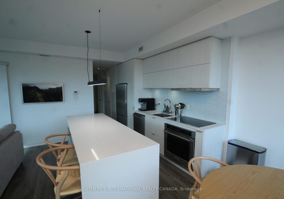 2-st-thomas-street-toronto-toronto-ontario-c13850478