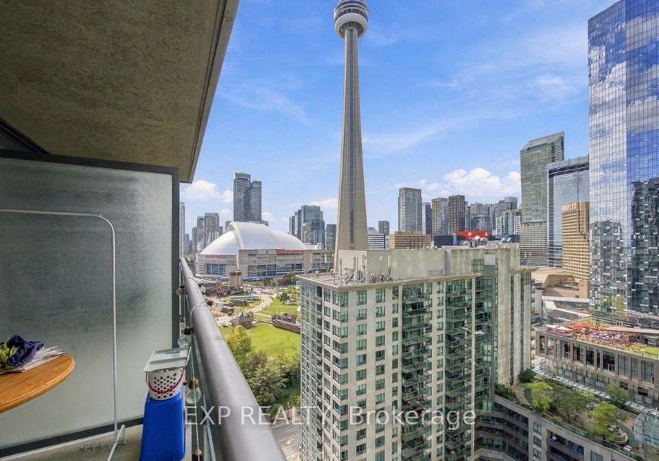 19-grand-trunk-crescent-toronto-toronto-ontario-c13850714