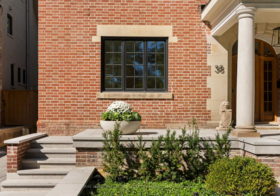 38-edgar-avenue-toronto-toronto-ontario-c13850836