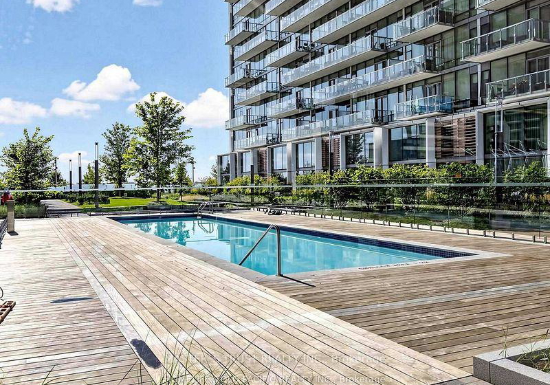 39-queens-quay-e-toronto-toronto-ontario-c13851142