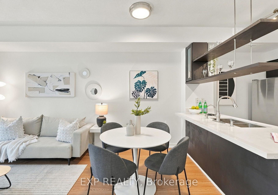 9-spadina-avenue-toronto-toronto-ontario-c13851372