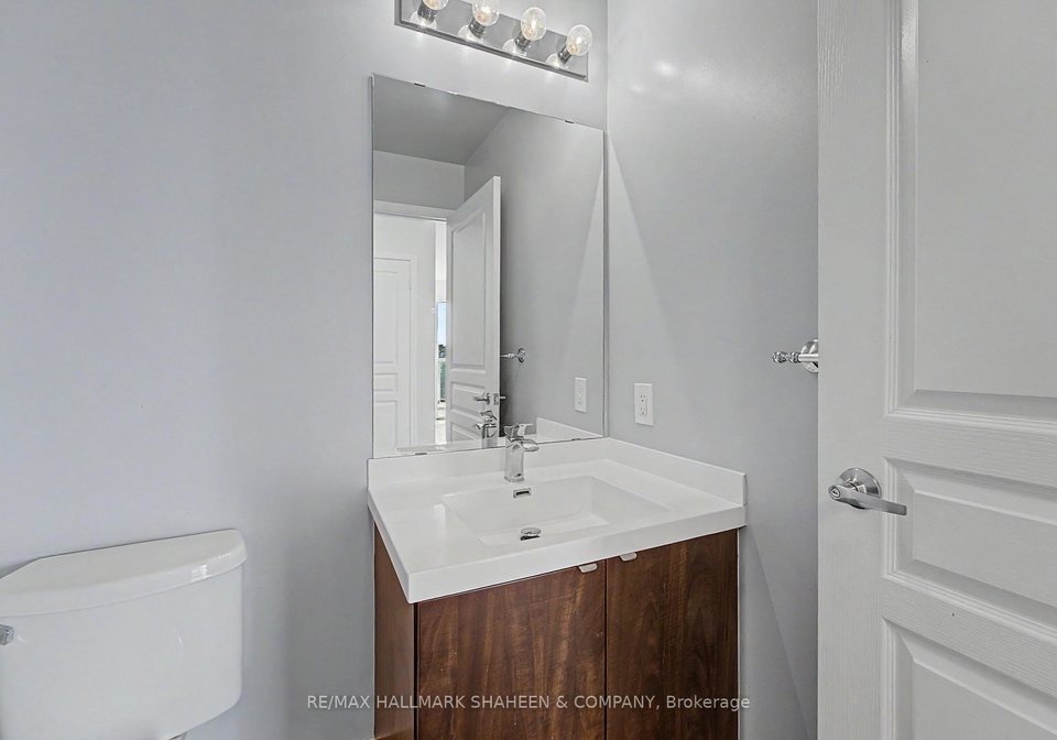 352-front-street-w-toronto-toronto-ontario-c13852344