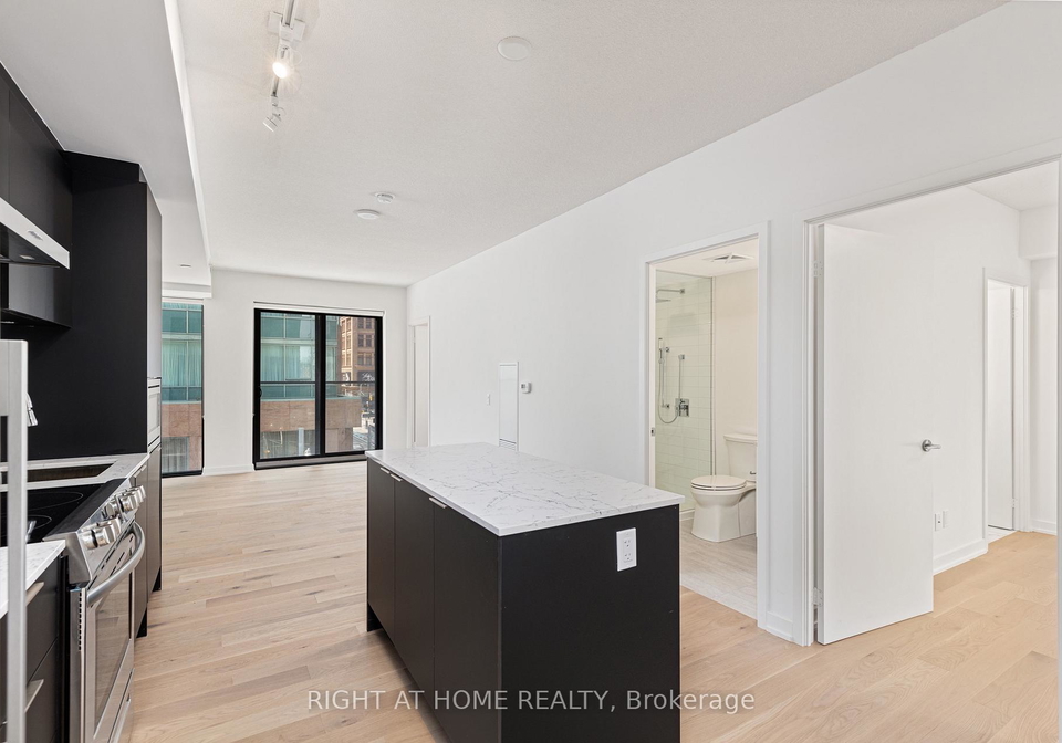 25-richmond-street-e-toronto-toronto-ontario-c13853078