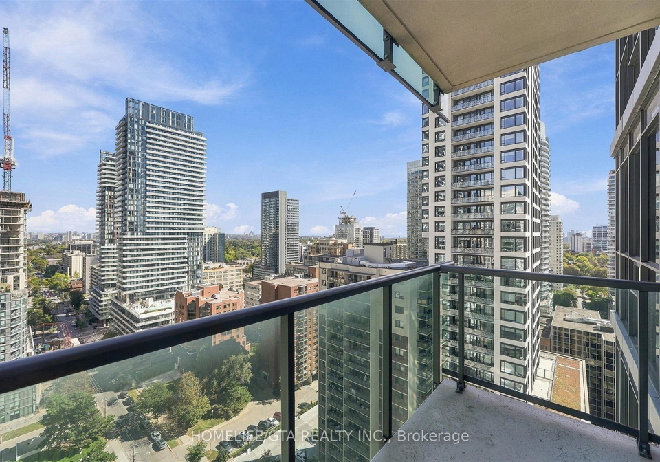70-roehampton-avenue-toronto-toronto-ontario-c13853322