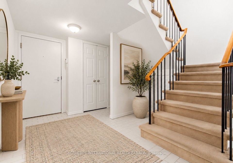 360-bloor-street-e-toronto-toronto-ontario-c13853784