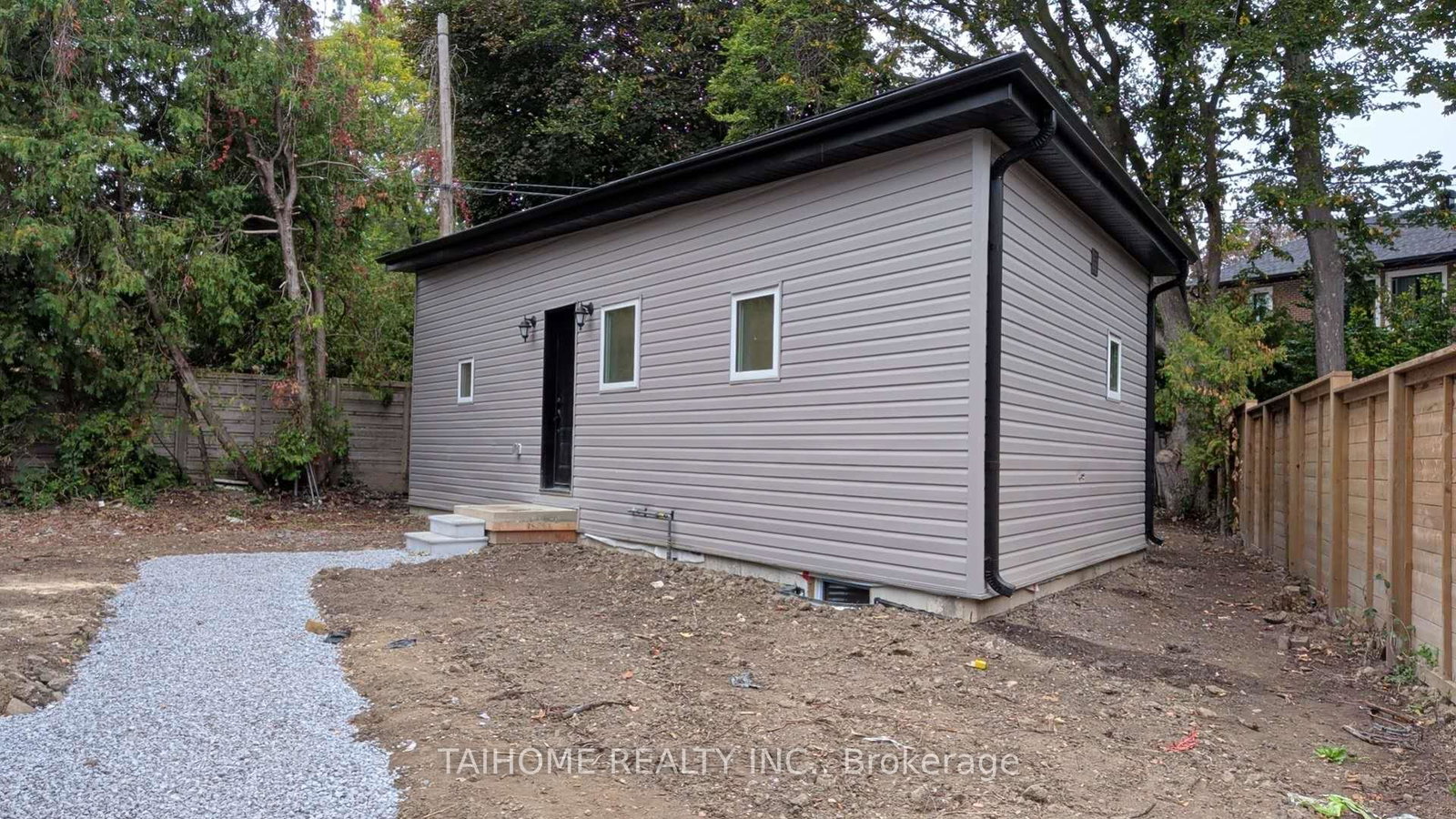 15-merredin-place-toronto-north-york-ontario-c13854312