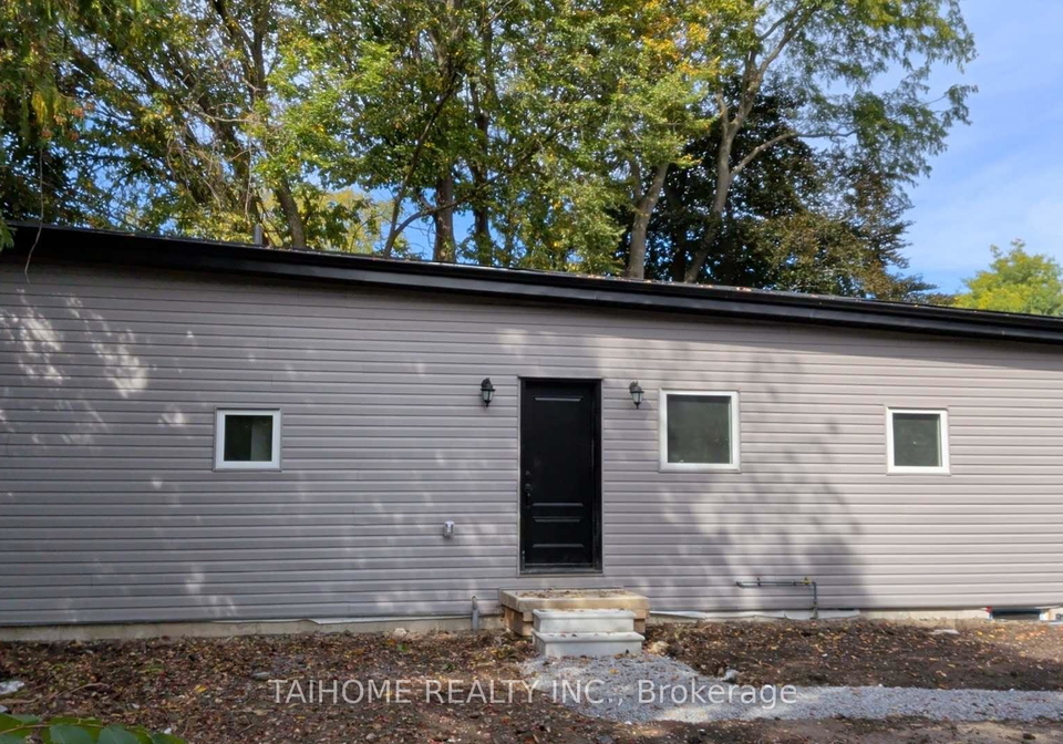 15-merredin-place-toronto-north-york-ontario-c13854312