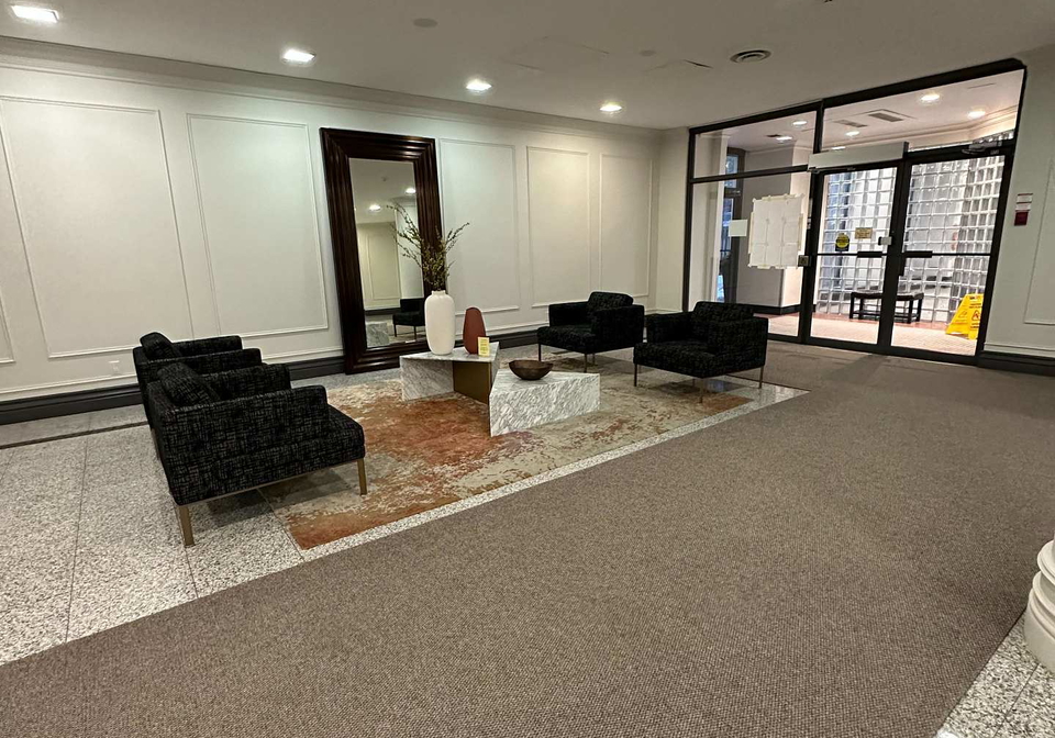 7-bishop-avenue-toronto-north-york-ontario-c13855066