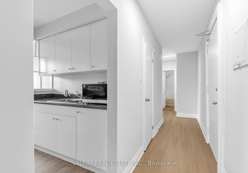 12-westgate-boulevard-toronto-toronto-ontario-c13855284