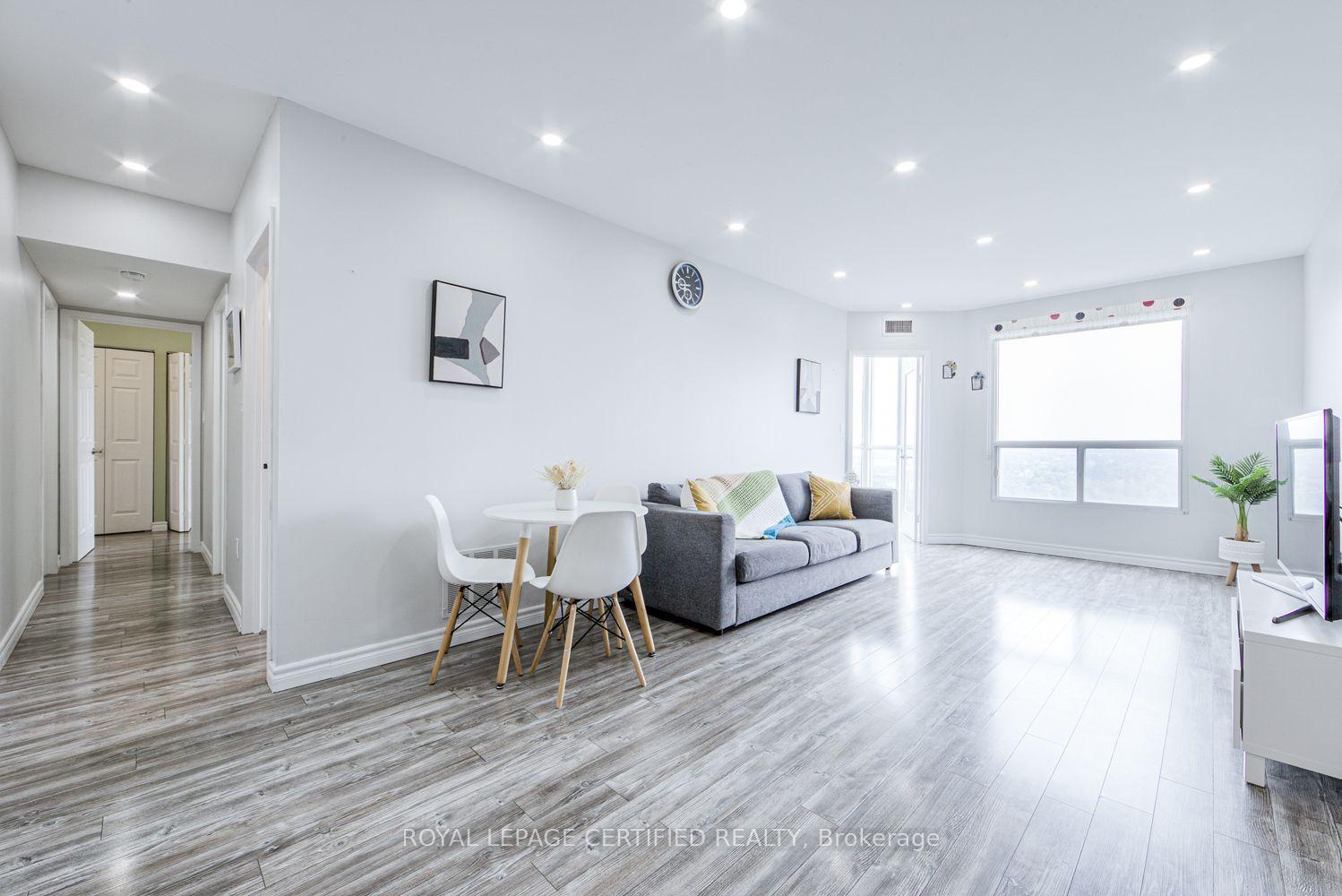 5-concorde-place-toronto-north-york-ontario-c13855568
