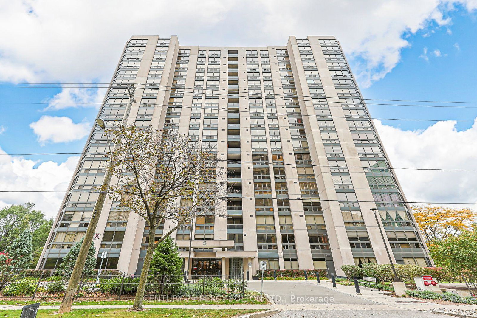 5-kenneth-avenue-toronto-north-york-ontario-c13856390