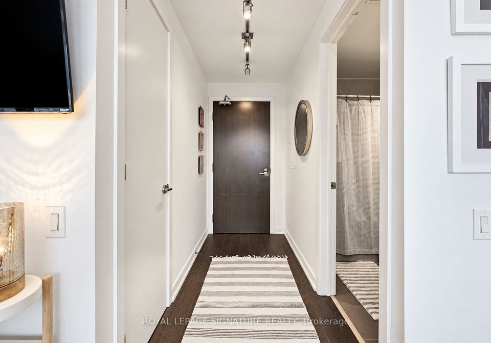 11-charlotte-street-toronto-toronto-ontario-c13856434