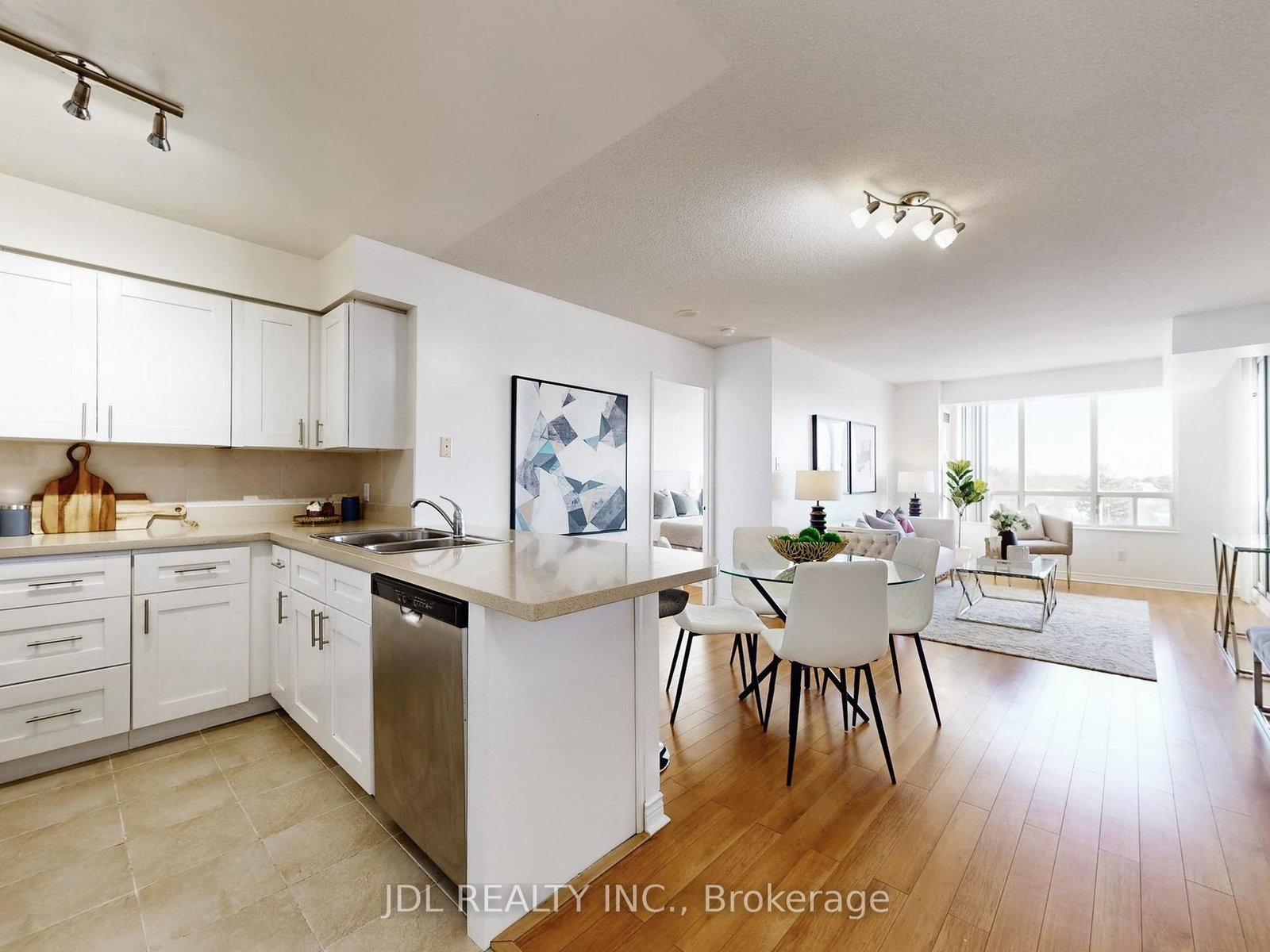 260-doris-avenue-toronto-north-york-ontario-c13856544