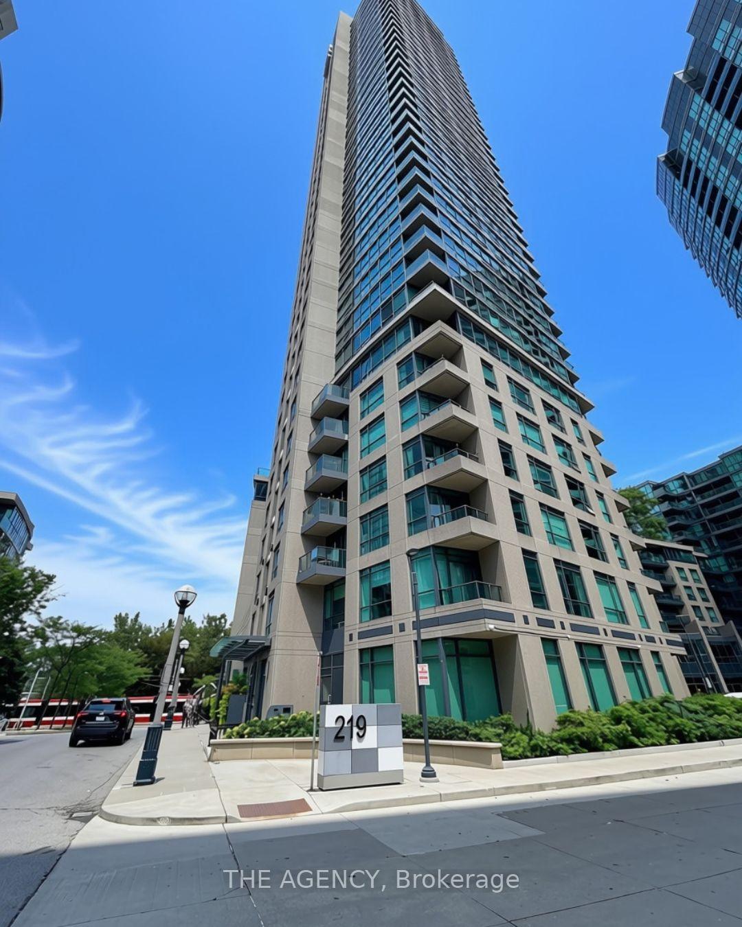 219-fort-york-boulevard-s-toronto-toronto-ontario-c13856742