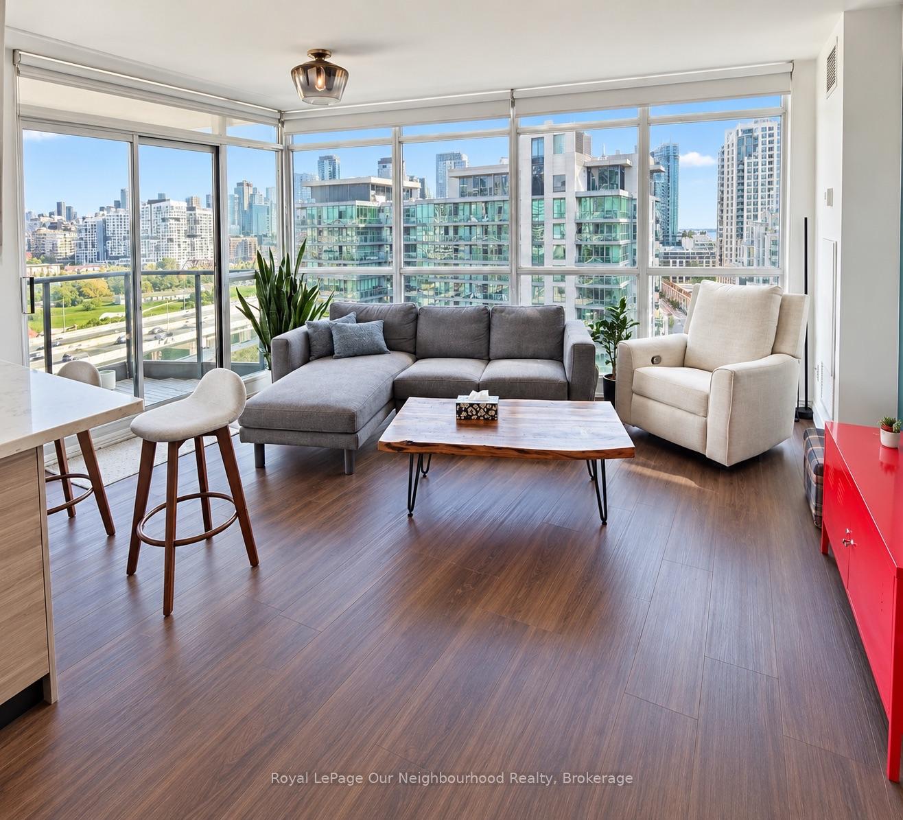 219-fort-york-boulevard-toronto-toronto-ontario-c13856854