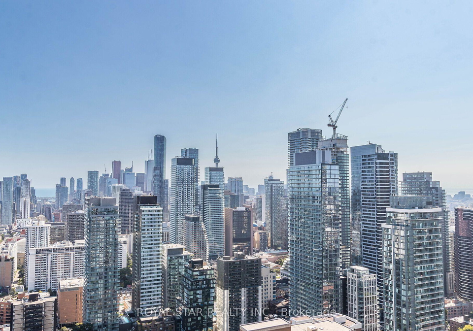 55-charles-street-e-toronto-toronto-ontario-c13856872