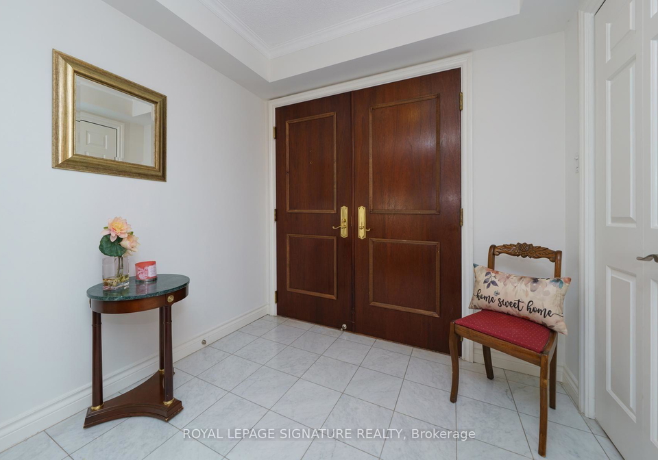 215-the-donway-west-w-toronto-north-york-ontario-c13857384