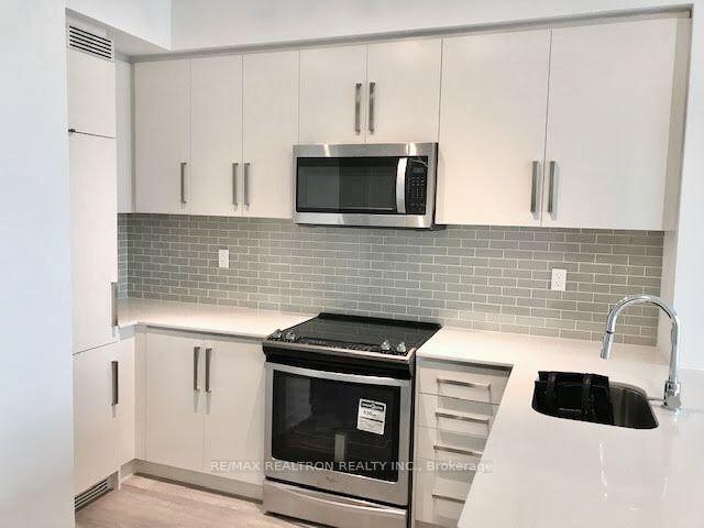 5180-yonge-street-toronto-toronto-ontario-c13857418