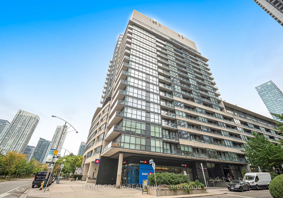8-telegram-mews-toronto-toronto-ontario-c13857832