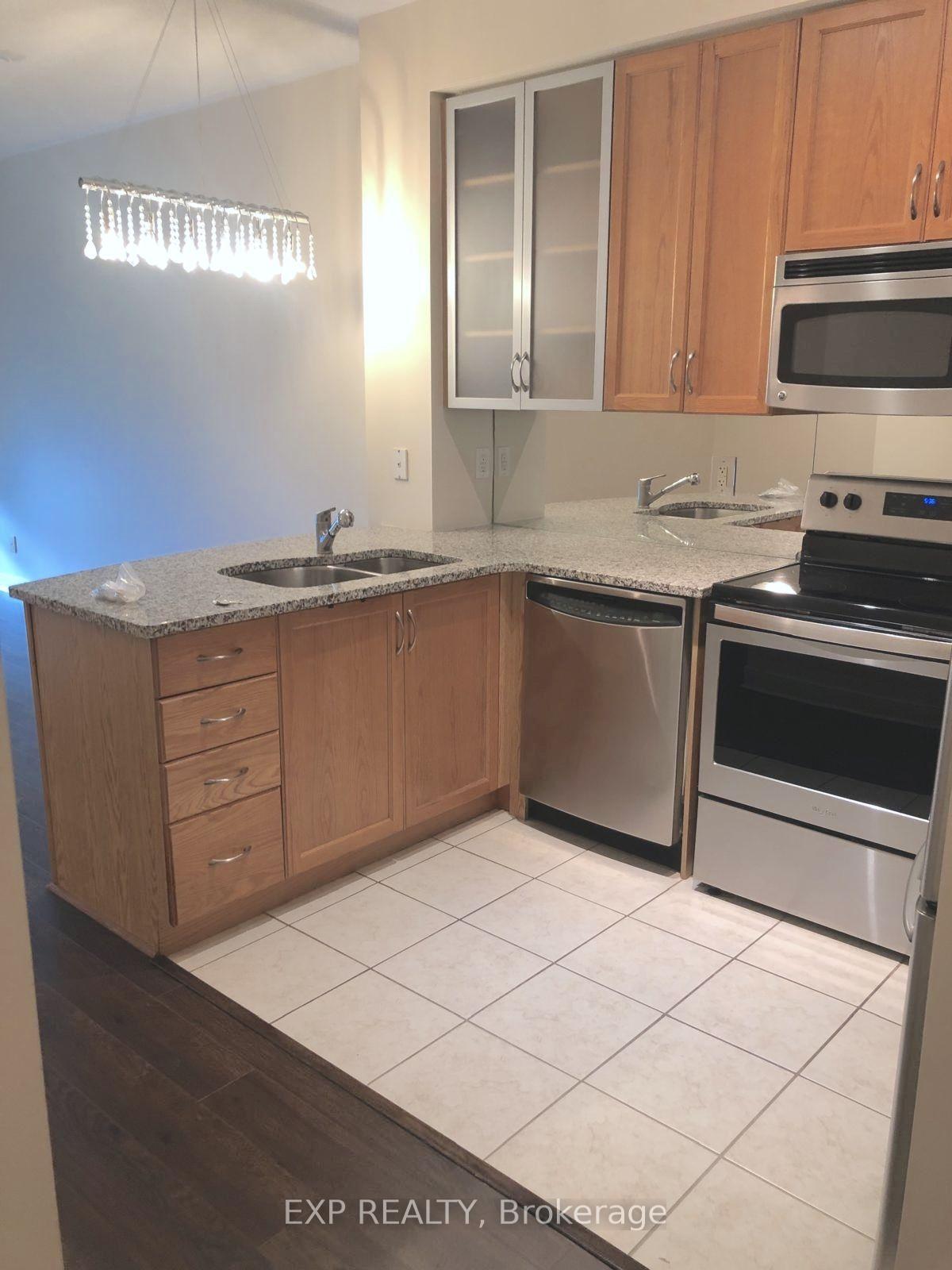 18-yorkville-avenue-toronto-toronto-ontario-c13858048