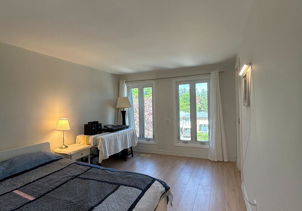 80-mosedale-crescent-toronto-north-york-ontario-c13858072