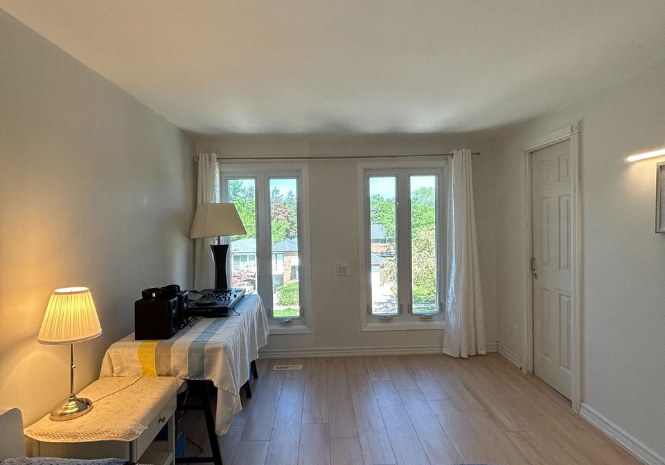 80-mosedale-crescent-toronto-north-york-ontario-c13858072