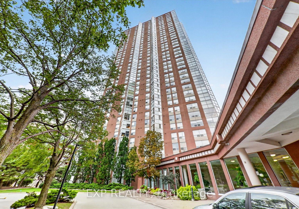 7-concorde-place-toronto-north-york-ontario-c13859238