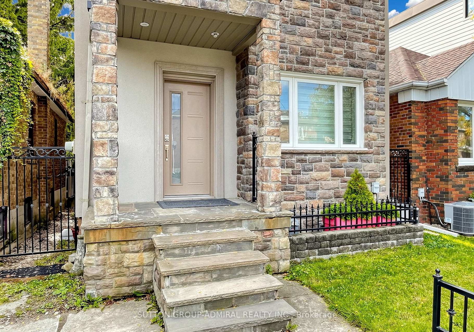 676-vaughan-road-toronto-toronto-ontario-c13859274